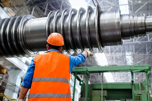 Engenheiro exercendo atividade